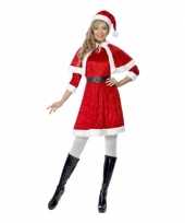 Kerstkleding voor dames met cape